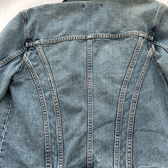Bcbg women’s denim jacket, size medium - Picture 3 of 3